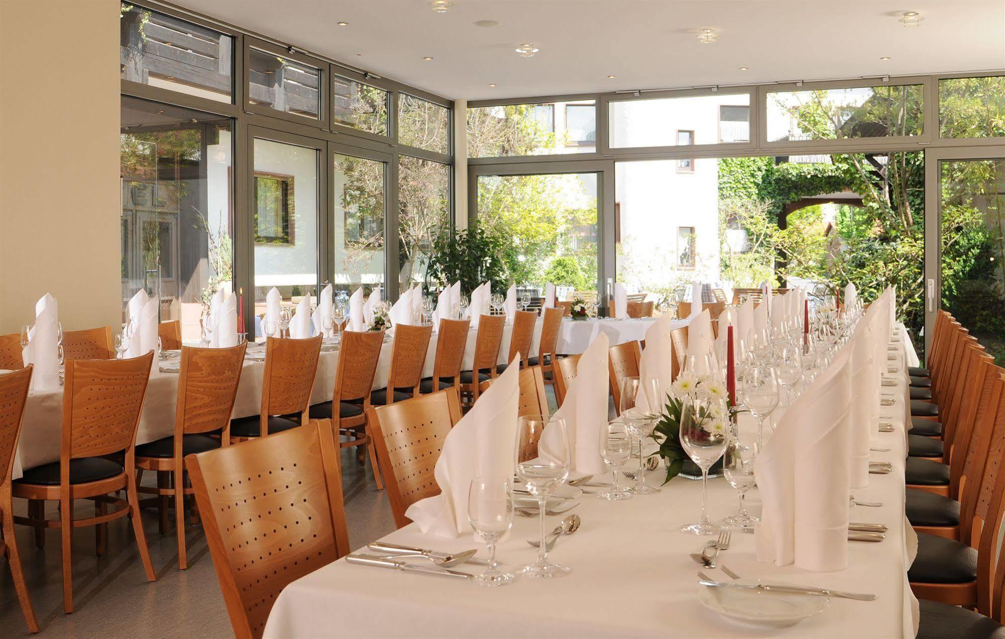 Hotel & Weinhaus Anker 4*