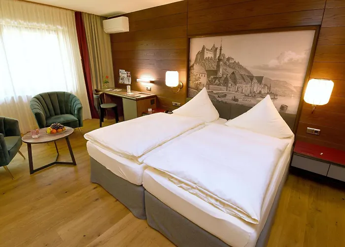 Hotel & Weinhaus Anker